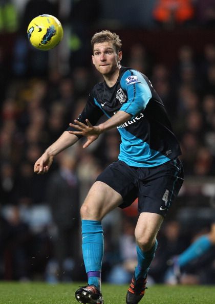 Aston Villa v Arsenal - Premier League