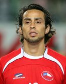 Chile's midfielder Valdivia seeks European return