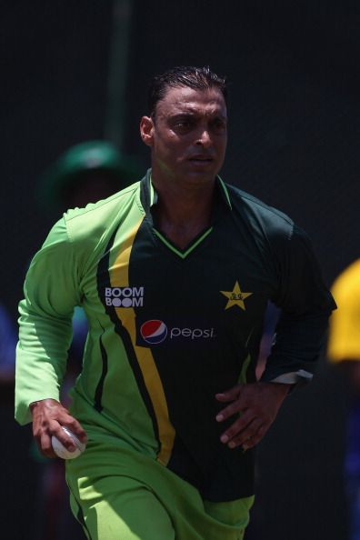 Shoaib Akhtar of Pakistan Announces His Retirement From International Cricket