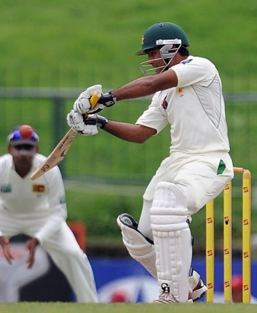 Asad Shafiq reached his sixth Test half-century