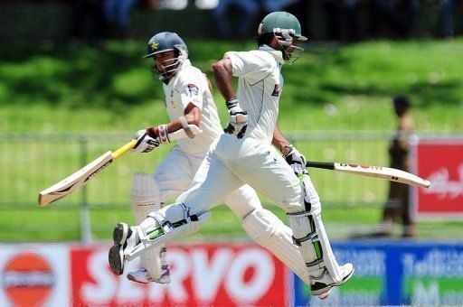 Azhar Ali (R) made 136 as Pakistan posted 299-8 in their second innings