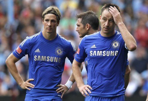 Chelsea&#039;s captain John Terry (R), Frank Lampard (C) and Fernando Torres