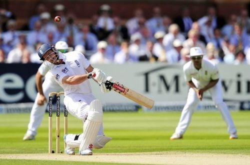 Andrew Strauss avoids a short ball from South Africa's Morne Morkel