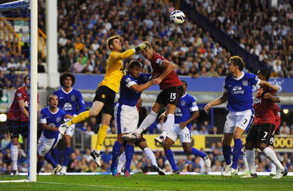 Everton v Manchester United - Premier League