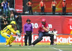 Sydney Sixers get on board with a 14-run win