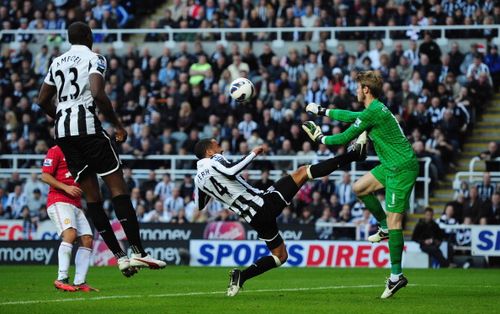 Newcastle United v Manchester United - Premier League