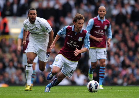 Tottenham Hotspur v Aston Villa - Premier League