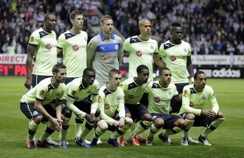 Newcastle United players pose for a team photo on October 4