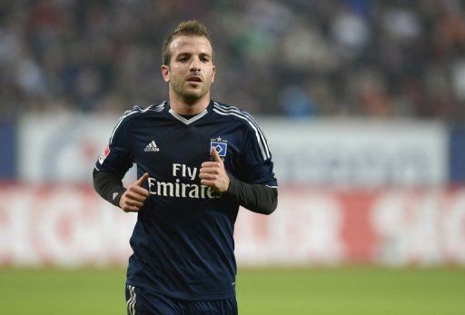 Hamburg&#039;s Dutch midfielder Rafael van der Vaart, pictured in Augsburg, on October 26