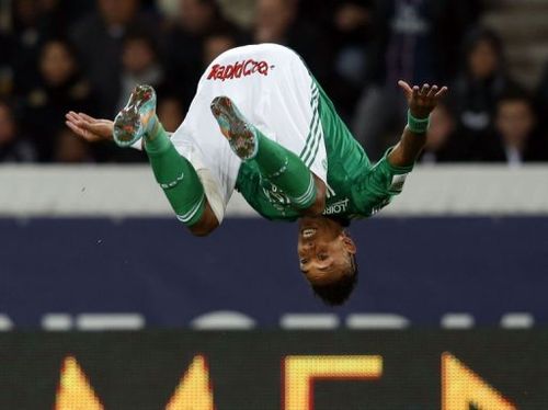 Saint-Etienne's Pierre Emerick Aubameyang celebrates after scoring