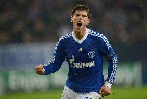 Schalke's Klaas-Jan Huntelaar celebrates scoring