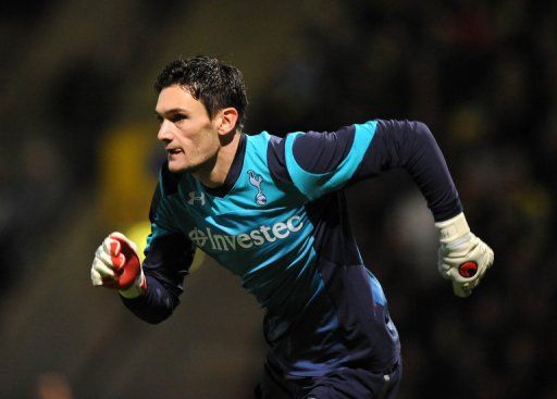 Tottenham&#039;s French goalkeeper Hugo Lloris