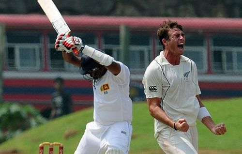 Tim Southee (R) removed Tharanga Paranavitana and Suraj Randiv in his opening two overs, followed by Thilan Samaraweera