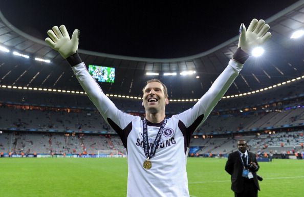 Chelsea&#039;s Czech goalkeeper Petr Cech cel