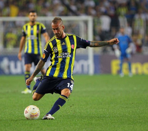 ISTANBUL, TURKEY - SEPTEMBER 20:  Raul Meireles of Fenerbahce SK in action during the UEFA Europa League group stage match between Fenerbahce SK and Olympique de Marseille on September 20, 2012 at Sukru Saracoglu in Istanbul, Turkey. 