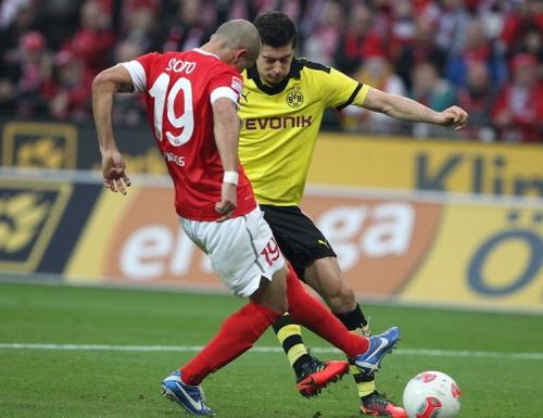 Dortmund's striker Robert Lewandowski in Mainz, southwestern Germany, on November 24, 2012.