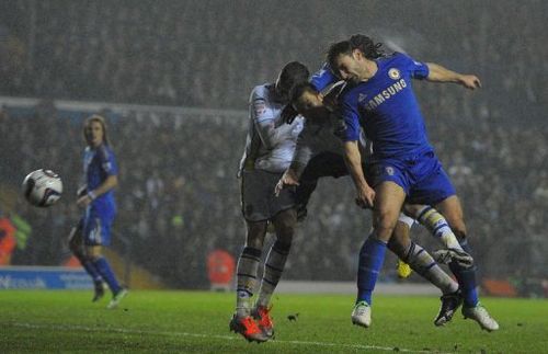 Chelsea's Serbian defender Branislav Ivanovic (R) scores the second goal