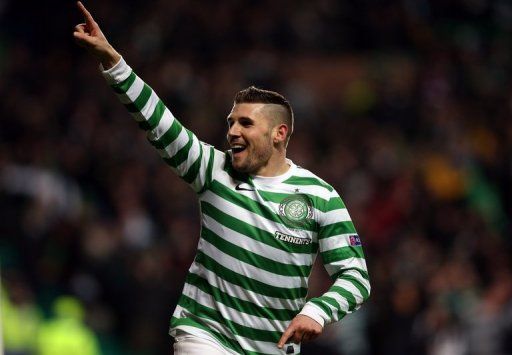 Celtic&#039;s Gary Hooper celebrates scoring at Celtic Park in Glasgow on December 6, 2012