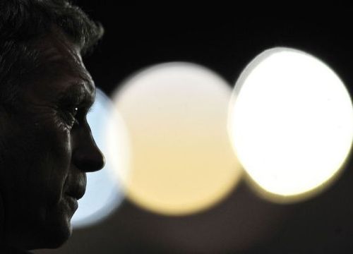 Everton's Scottish manager David Moyes looks on at St.Mary's Stadium in Southampton, on January 21, 2013