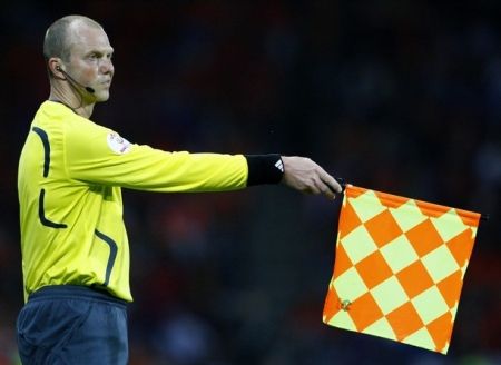 LINESMAN