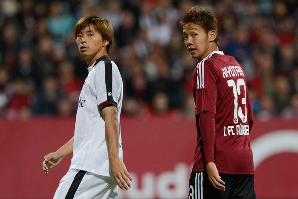 Takashi Inui (left) and Hiroshi Kiyotake