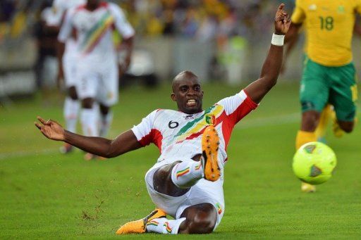 Mali&#039;s Momo Sissokoduring the African Cup of Nation 2013 quarter final football on February 2, 2013 in Durban