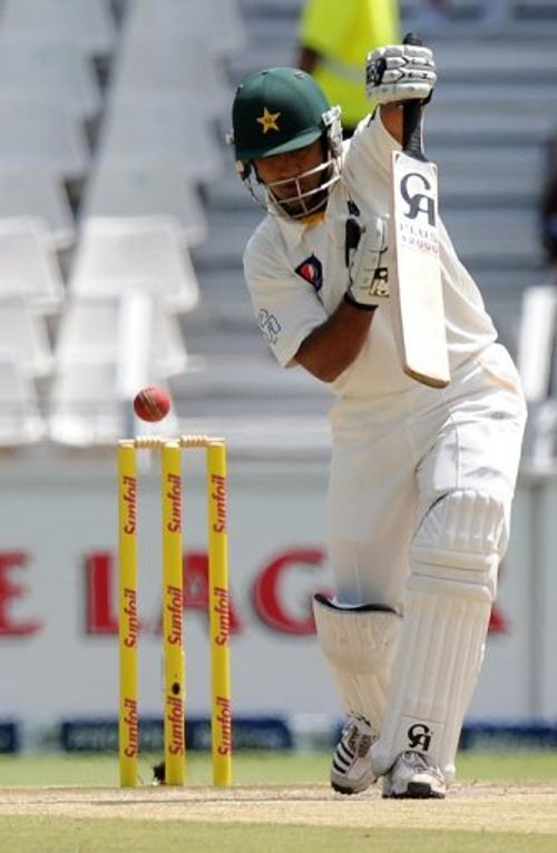 Shafiq Asad plays a shot at Wanderers Stadium in Johannesburg on February 4, 2013