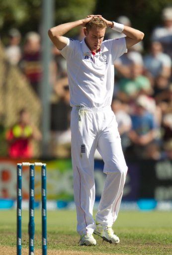 Stuart Broad rues a missed catch against New Zealand in Dunedin on March 7, 2013