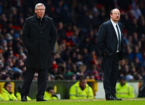 Manchester United manager Alex Ferguson (L) and Chelsea's interim manager Rafael Benitez are pictured on March 10, 2013