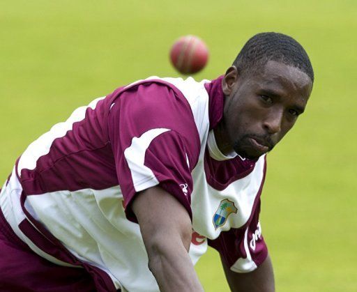 The West Indies&#039; Shane Shillingford bowls during a practice at Lord&#039;s Cricket Ground in London on May 16, 2012