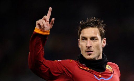Francesco Totti reacts in Rome&#039;s Olympic Stadium on January 22, 2011