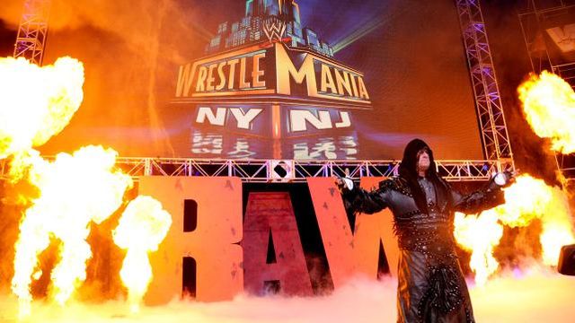 the-undertaker-making-his-entrance-on-old-school-raw-1391152.jpg