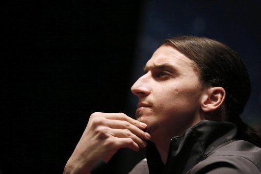 Zlatan Ibrahimovic gives a press conference on April 1, 2013 at the Parc-des-Princes