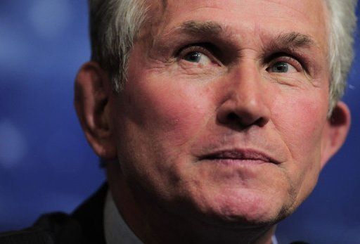 Bayern Munich&#039;s German coach Jupp Heynckes gives a press conference in arcelona on April 30, 2013