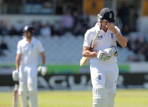 England&#039;s Nick Compton walks back to the pavilion during the Test match against New Zealand  in Leeds on May 25, 2013