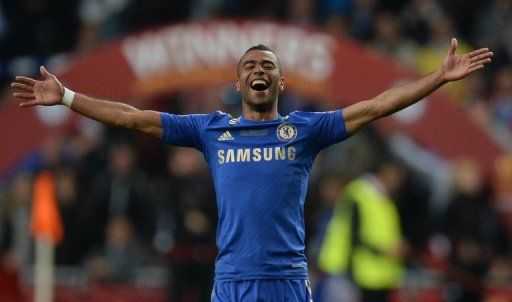 Chelsea&#039;s English defender Ashley Cole celebrates on May 15, 2013 at Amsterdam ArenA in Amsterdam