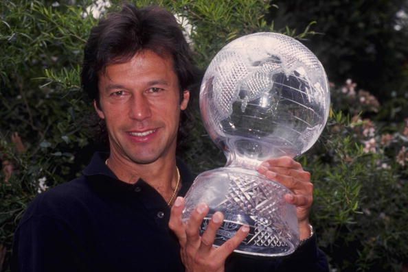 WORLD CUP TROPHY IMRAN KHAN