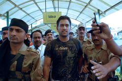 Champions League T20 2013: MS Dhoni will play his first T20 in front of home crowd