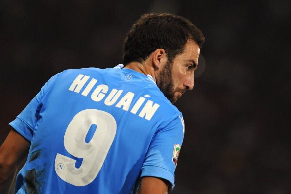  Gonzalo Higuain  looks on during the Serie A match between Genoa CFC and SSC Napoli at Stadio Luigi Ferraris on September 28, 2013 in Genoa, Italy.  (Getty Images)