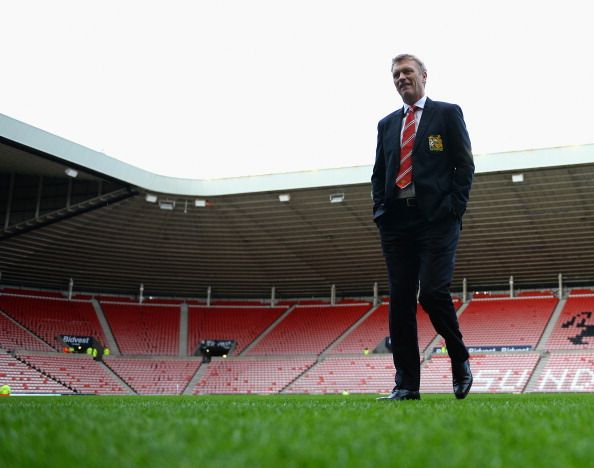 David Moyes walks out onto the pitch ahead of the Barclays Premier League match between Sunderland and Manchester United at Stadium of Light on October 5, 2013 in Sunderland, England.  (Getty Images)