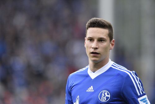 Julian Draxler confirms Schalke stay