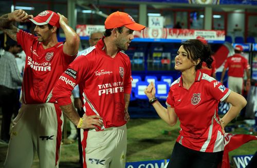 johnson-glenn-maxwell-preity-zinta-ipl-