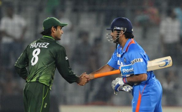 Mohammad Hafeez MS Dhoni