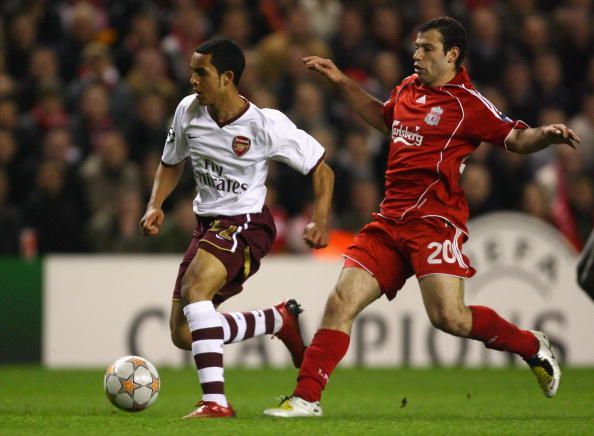 Theo Walcott liverpool anfield