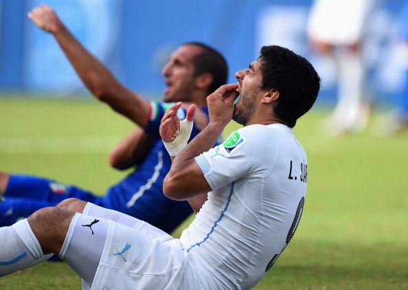 Suarez Bite