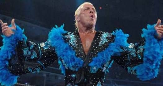 Wooooo! Look at that robe!