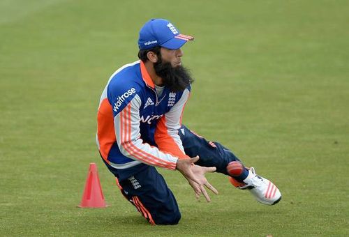 The incident happened when Moeen Ali was bowling the 16thÂ over