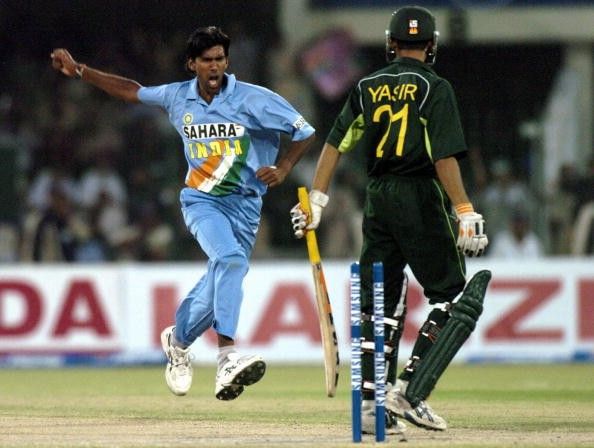 Lakshmipathy Balaji celebrates a wicket