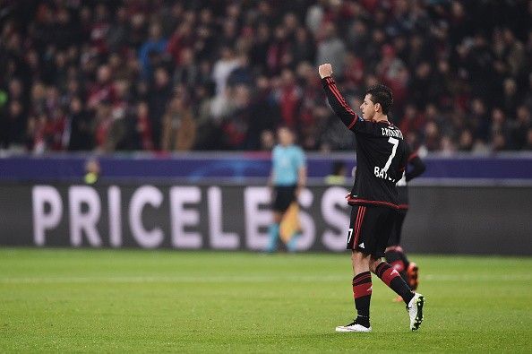 Chicharito Bayer Leverkusen Champions League