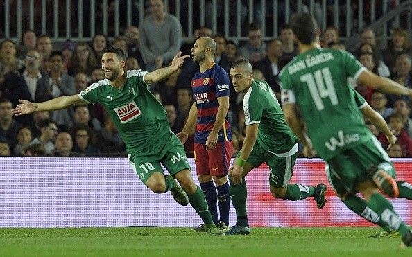 Javier Mascherano Eibar Barcelona Red Card